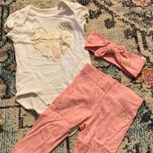 3PC 3-6Mos infant girls Reebok outfit